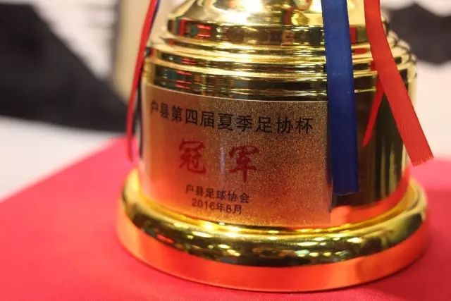 没哨！布伦森今天突破12次零罚球 前两场突破37次仅获得2次罚球